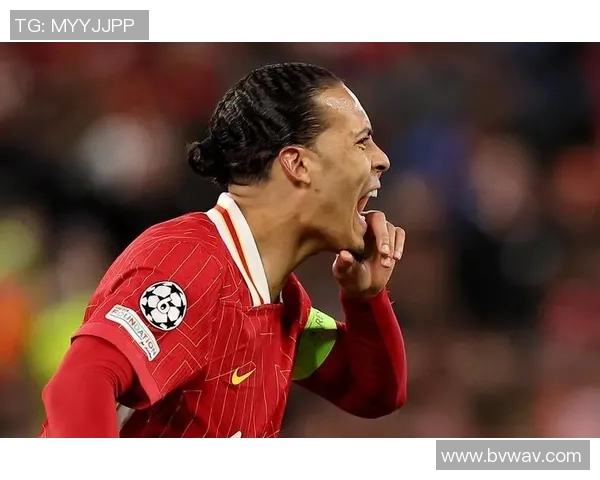 足球明星捂耳朵瞬间合集展现他们的情感与反应精彩图片欣赏